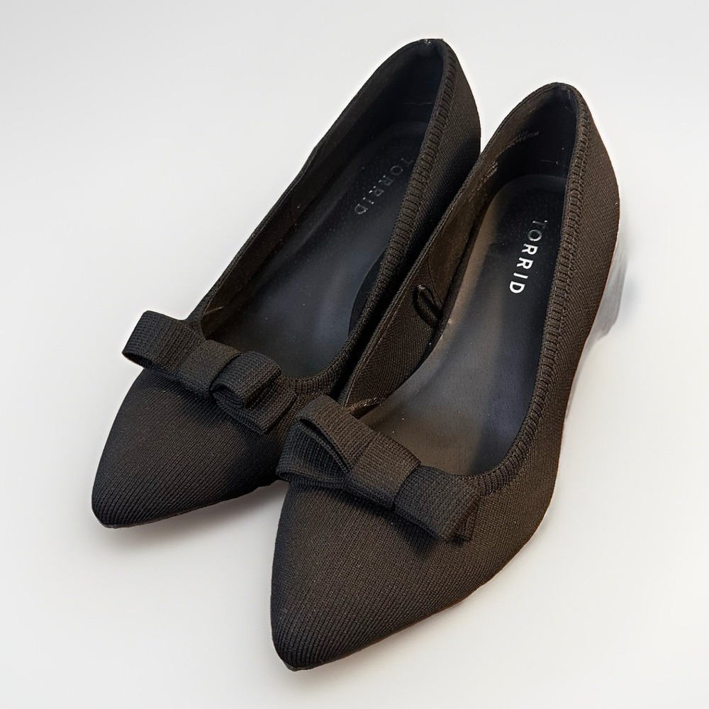 Torrid Black Knit Pointed Toe Pumps Bow Block Heel 8.5 WW Whimsigoth Rockabilly